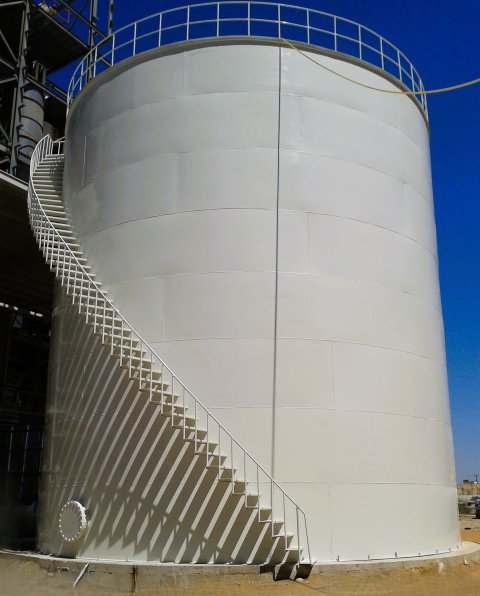 Silos and Tanks